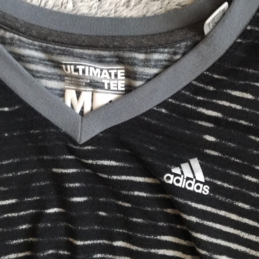 Adidas ultimate printed tee SIZE M - Picture 3 of 4